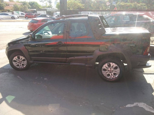 Imagem 4 de 12 de Fiat Strada 1.8 Adventure Cab. Dupla Flex 2p