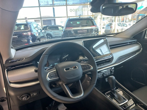 Imagen 15 de 15 de Jeep Compass Longitud Plus Turbo 1.3