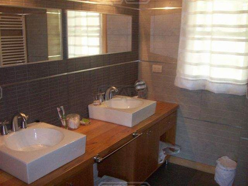 Casa En Venta Ubicado En Chapelco Golf, San Martin De Los Andes