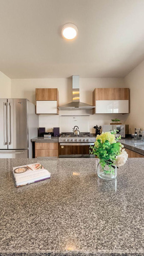 Casa En Venta De 3 Recamaras , En Queretaro