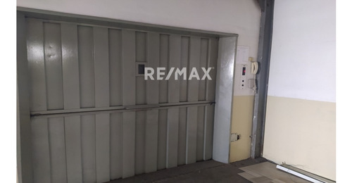 Amplio Y Magnífico Loca Industrial En Alquiler En Boleíta Sur