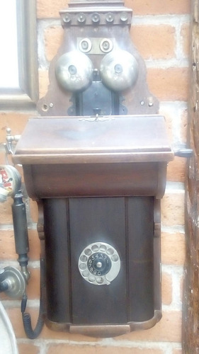 Teléfono Antiguo Ericsson