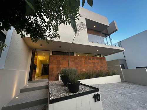 Increíble Residencia De Autor Acabados De Lujo 4 Rec Precio Oportunidad