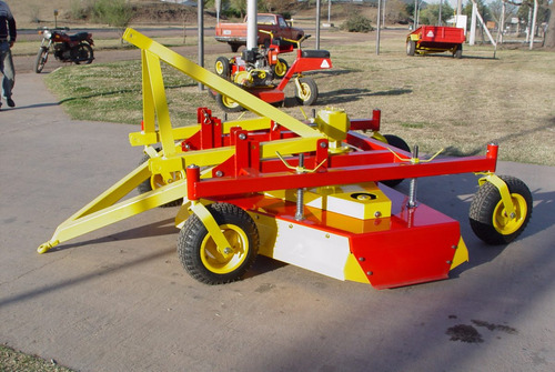Imagen 2 de 15 de Cortadora De Cesped Profesional Para Tractor Roland H200 Pro