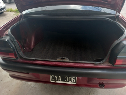 Imagen 6 de 6 de Renault R19 1.6 Re 1999