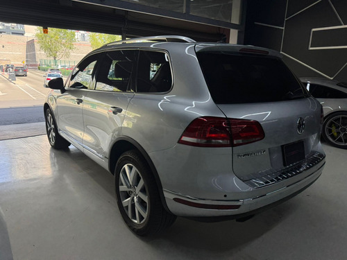 Volkswagen Touareg 3.0 V6 Tdi At