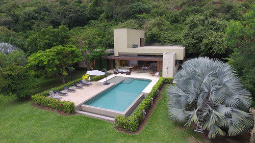 Finca En Venta En Santa Fe De Antioquia Espectacular