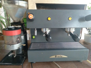 Máquina Criollo Plus De 2 Grupos + Molino Para Café Serie 24 Con  Dosificador Criollo + Purificador De Agua Italiano Lt12 - Comprá en San Juan