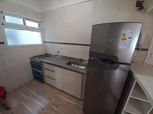 Imagen 10 de 30 de Dos Ambientes Reciclado