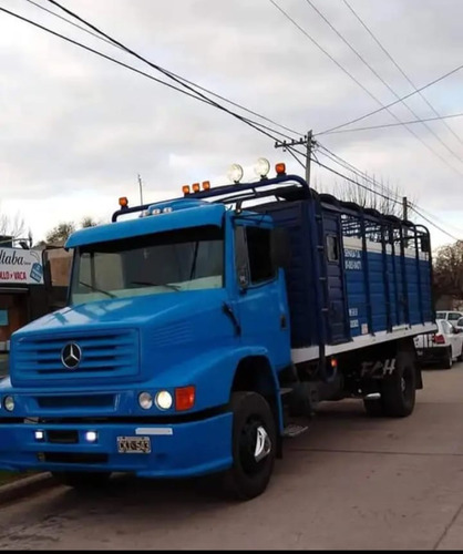 Mercedez Benz 1218