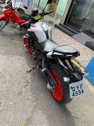 Imagem 8 de 13 de Yamaha Mt-07