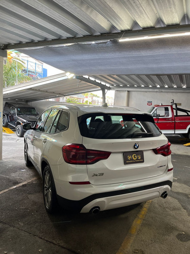 BMW X3 2.0 sDrive20iA At