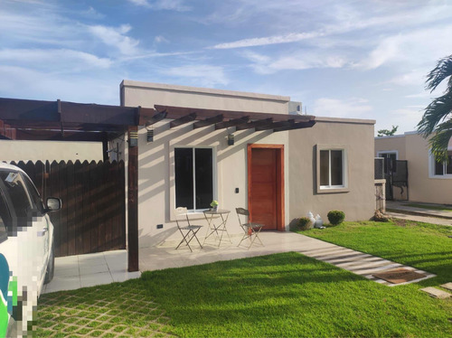 Hermosísima Casa En Venta Para Vivir O Invertir En Bávaro