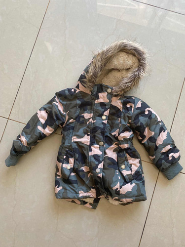 Campera Abrigo Con Cordero Talle 24 Meses. Capucha.camuflada