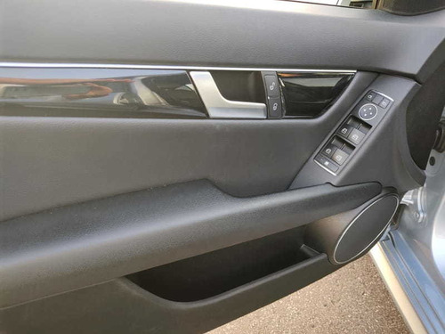 Imagem 15 de 15 de Mercedes-benz C180 1.6 T Cgi Sport 2013