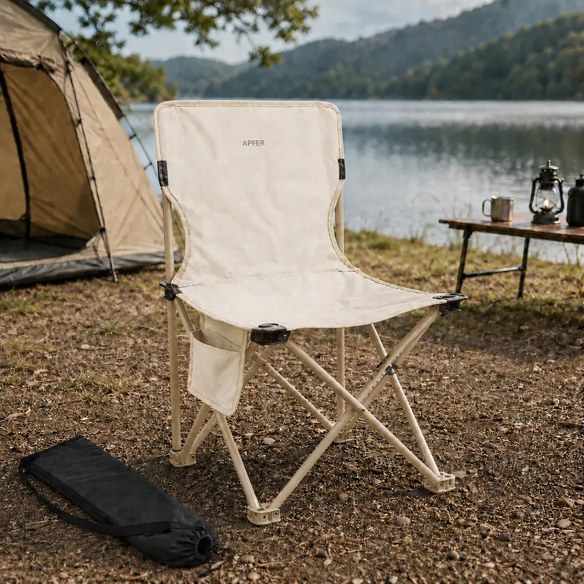 Cadeira de Camping Dobrável Portátil para Pescar, Praia, Trilha, Viagens, Acampamento, Varanda, Parques e Lazer Suporta até 120kg - APFER (Off-White)
