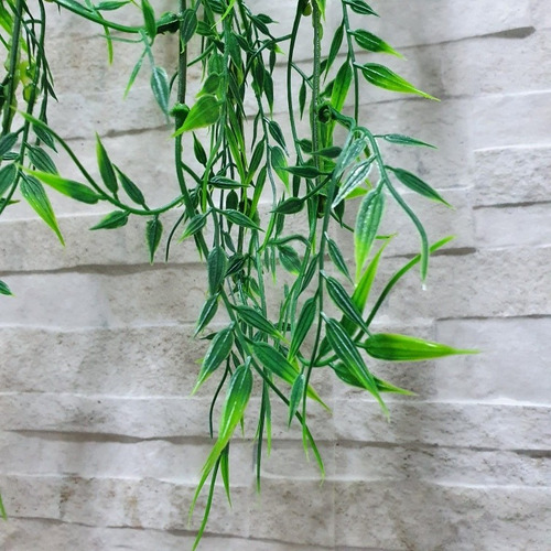 Imagem 3 de 4 de Folhagem Bambu Artificial Jardim Vertical Kit 2 Unidades.