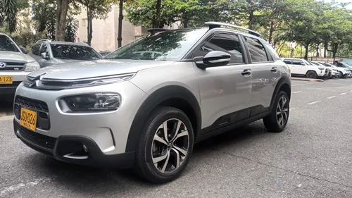 Citroën C4 Cactus 1.6 Shine Turbo Aut