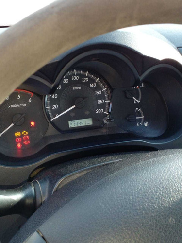 Toyota Hilux 4x4 Cabina Simple