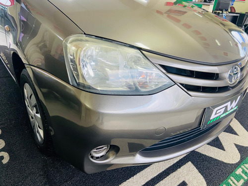 Toyota Etios 1.3 X 16V FLEX 4P AUTOMÁTICO