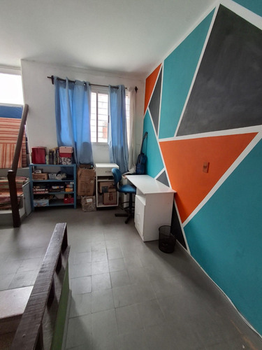 Casa De 4 Dormitorios 3 Baños Sobre Principal Avenida En Plena Zona Comercial Del Paso Molino