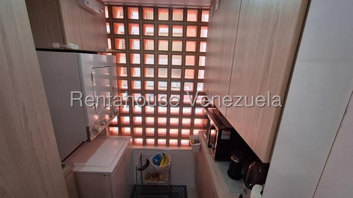 Se Vende Apartamento En Lomas Del Sol