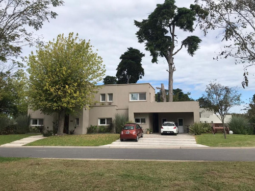 Casa - Matheu