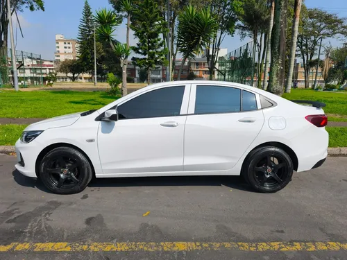 Chevrolet Onix 1.0T Lt