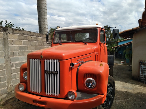 Scania 111 S Cabininha
