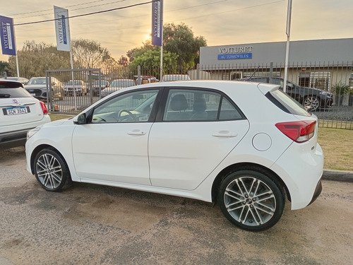 Kia Rio 1.4 Ex 109cv 4at