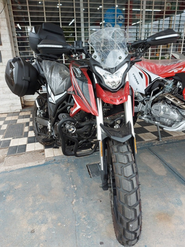 Motomel Skua 250 Adventure