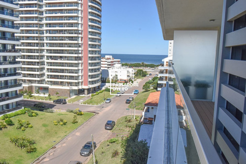 Imagen 14 de 23 de Vende Apto 1 Dorm Y Medio Nuevo Servicios Playa Brava