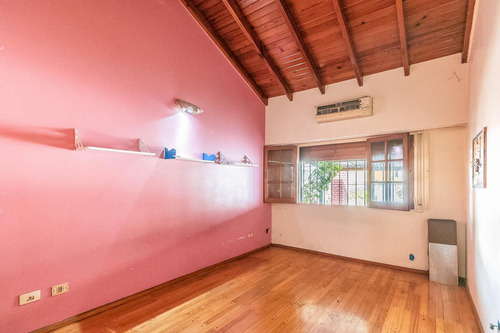 Venta Casa Multifamiliar 5 Ambientes Quincho Pileta Cocheras Nuñez