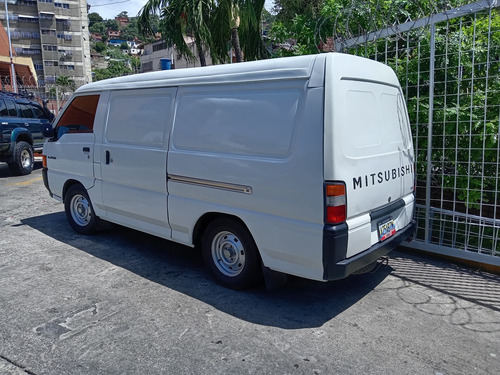 Mitsubishi L300 Panel Sincronico