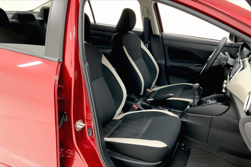 Imagen 7 de 15 de Nissan Versa Sedan 4 Pts Advance, Tm5, A/ac, Ve, F Niebla,