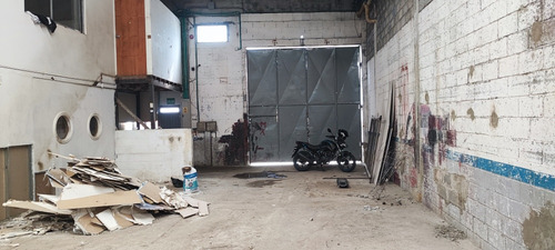 Bodega En Renta Bello 250m2