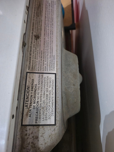 Bgh Microondas.mod 36750 Funciona Todo Menos Perilla. (Usado)