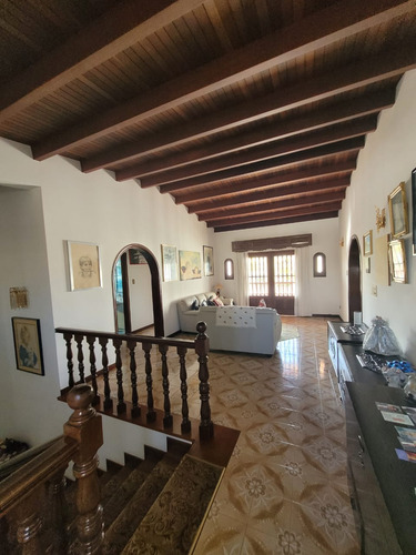 Venta/casa/los Naranjos Norte/590m2