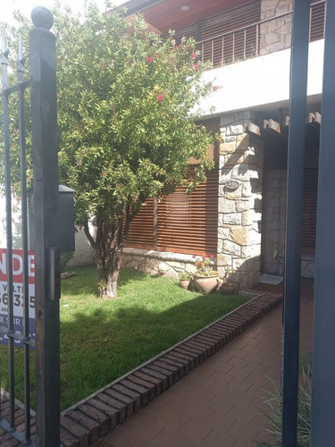 Imagen 2 de 17 de Casa En Venta En Bernal