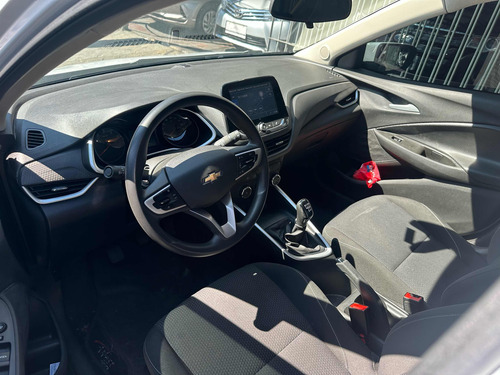 Chevrolet Onix plus 1.0 Lt 2 4P
