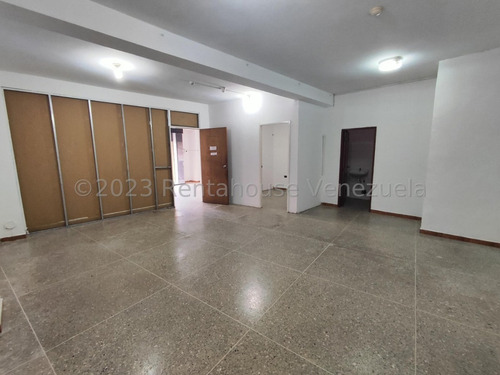 Local En Venta Barquisimeto, Financiable , El Manteco Zona Muy Comercial Por Tradición. Jr