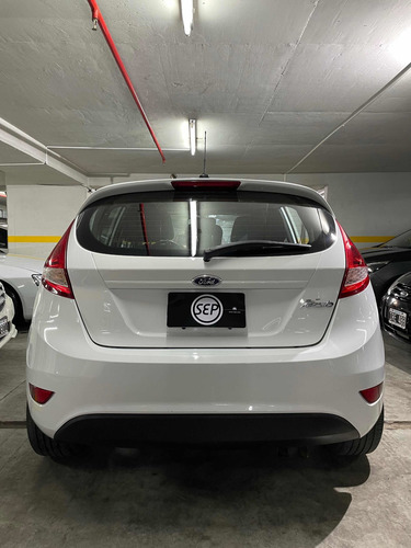 Ford Fiesta Kinetic Design 1.6 120cv Titanium 2012 Sepautos