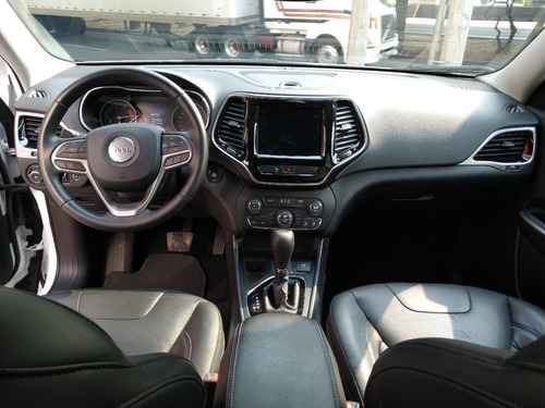 Jeep Cherokee Limited Plus 4x2