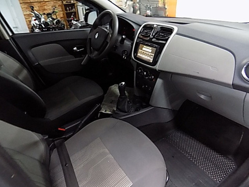Renault Logan 1.6 Expression 8v Flex 4p Manual