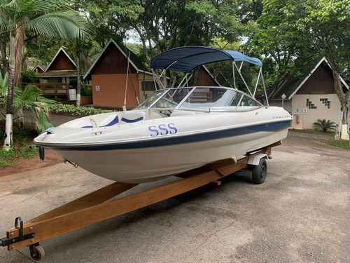 Imagem 2 de 10 de Lancha Bayliner 215, Ano 2001