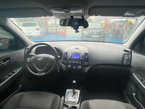 Imagem 12 de 13 de Hyundai I30 Gls 2.0 16v (aut) Gasolina Manual