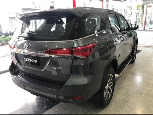 Toyota Sw4 2.8 Srx 177cv 4x4 7as At 2020