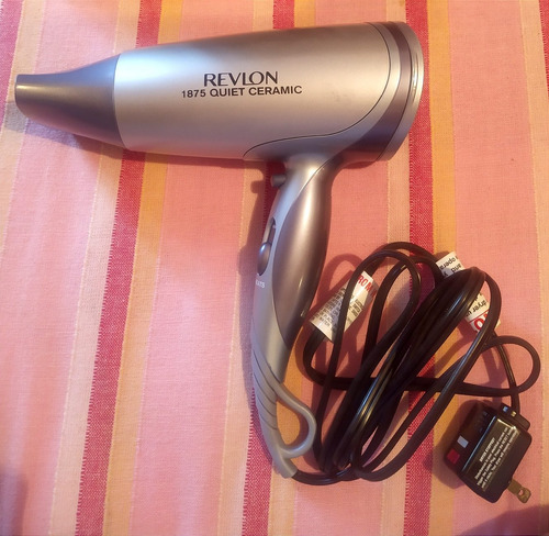 Imagen 3 de 4 de Secador De Cabello Revlon Eeuu