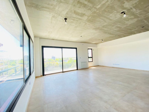 Imagen 3 de 14 de Departamento En Venta En Ituzaingo Norte