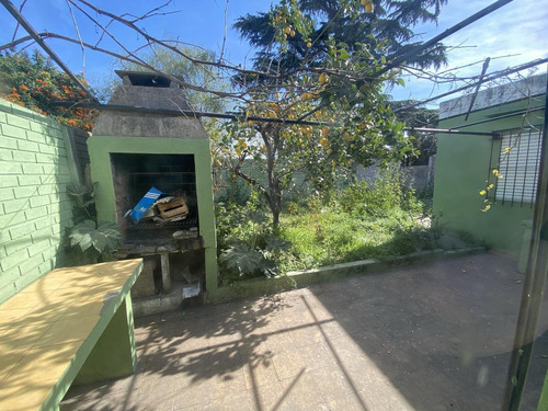 Imagen 6 de 8 de En Venta! Interesante Propiedad En Moreno Con 2 Dormitorios Y Parque - Ubicada En Marcos Del Bueno Al 400 | La Perlita | Ubicación Comercial